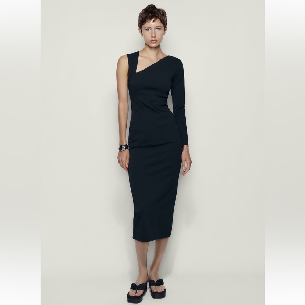 Zara black FITTED ASYMMETRIC DRESS. NWT